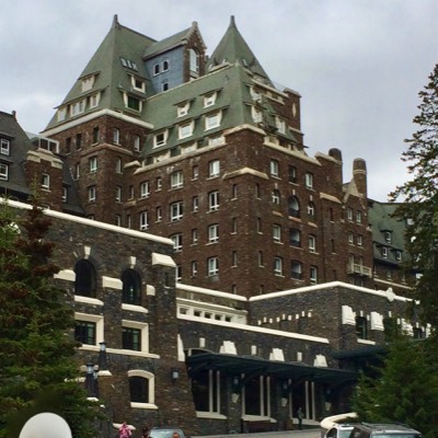 Sorry, couldn't resist showing a picture of the iconic Banff Springs Hotel. Beautiful. 