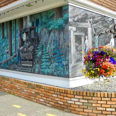 Some murals actually wrap around buildings. 